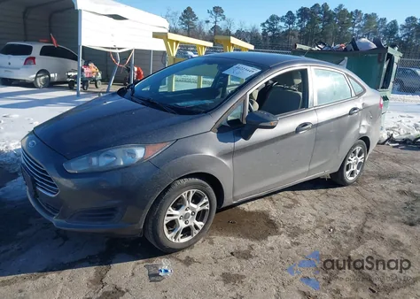 2015 Ford Fiesta Se z USA, uszkodzony, nr VIN 3FADP4BJ7FM110369